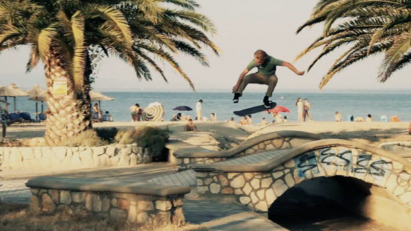 skateboarder Hugo Maillard dans DVD SKATE Anagram Crazy Extreme Skate