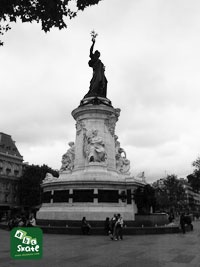 Spot de skate Place de République 011