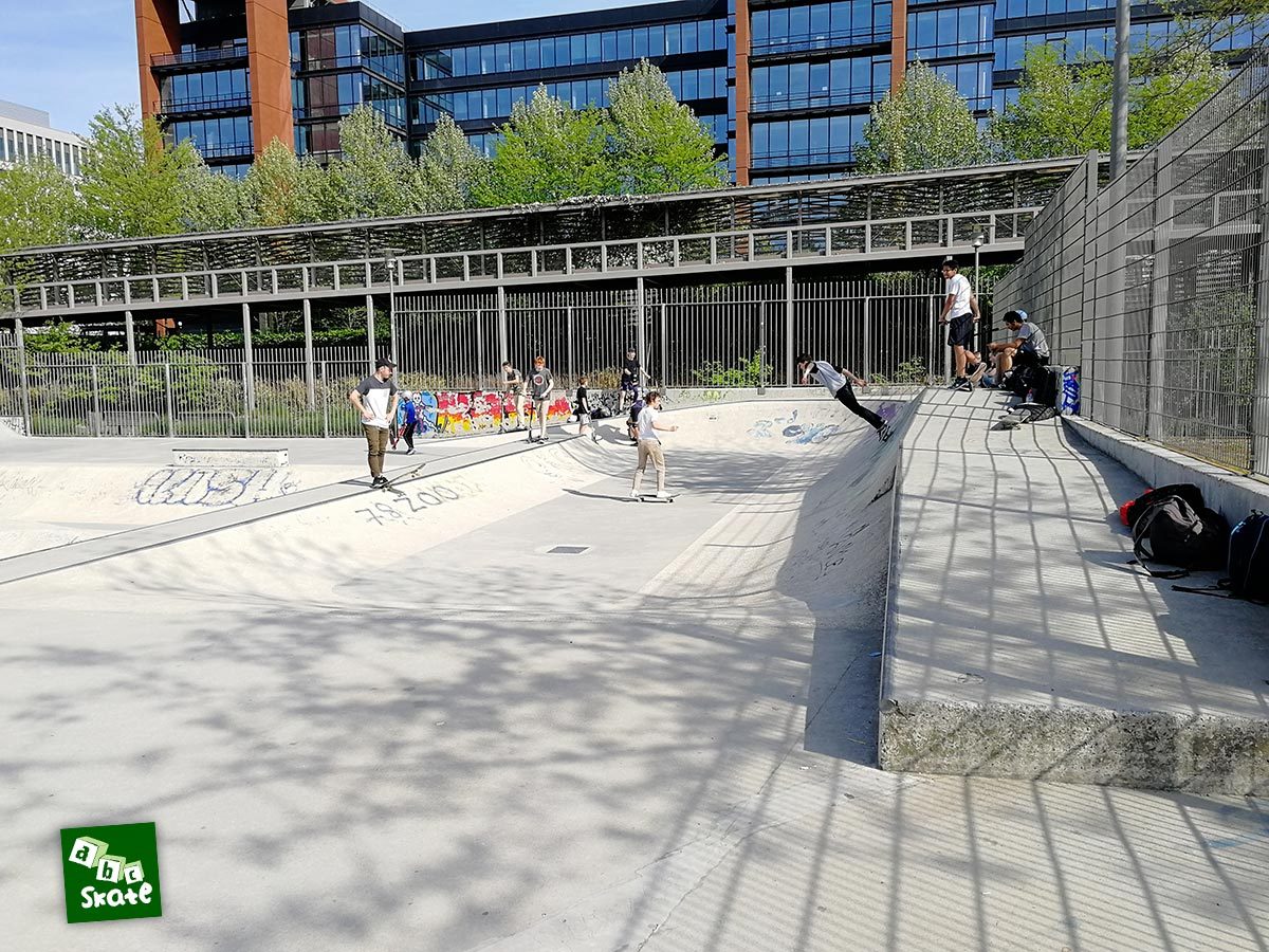 Skatepark Rueil-Malmaison : mini rampe