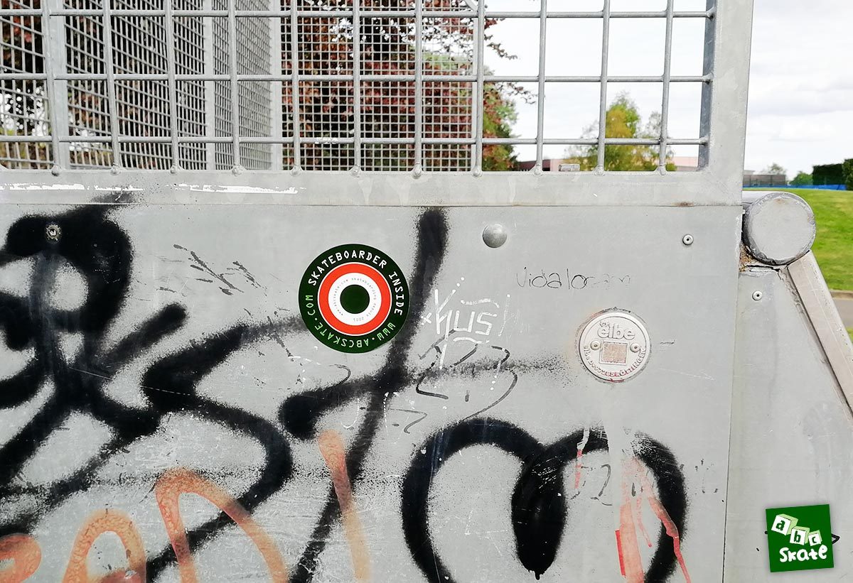 Skatepark Bois d'Arcy : sticker macaron