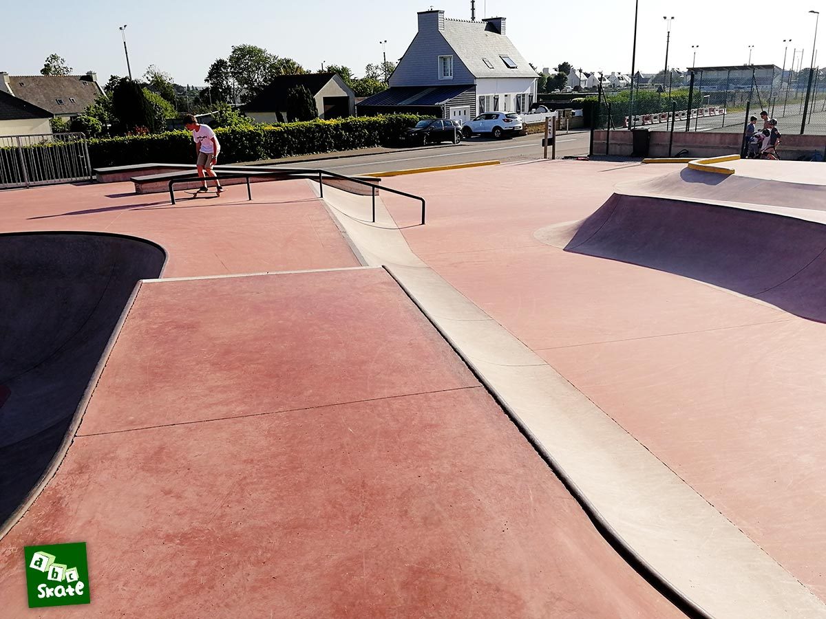 Skatepark de Crozon : Quarters et rail