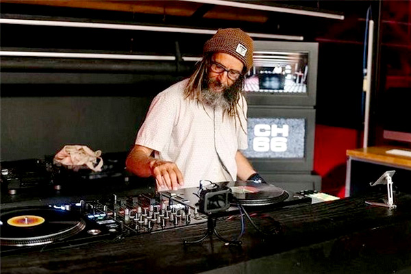 abcskate-skate-blog-biographie-skateur-pro-tony-alva