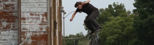 abcskate-abcskatecom-skateboard-skate-blog-Independent-x-Toy-Machine-video-banniere abcskate-abcskatecom-skateboard-skate-blog-Independent-x-Toy-Machine-video-banniere