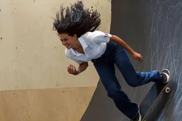 ABCskate-madeleine-larcheron-skate-park-france-image