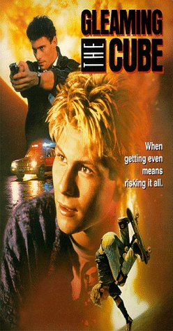 gleaming-the-cube_affiche