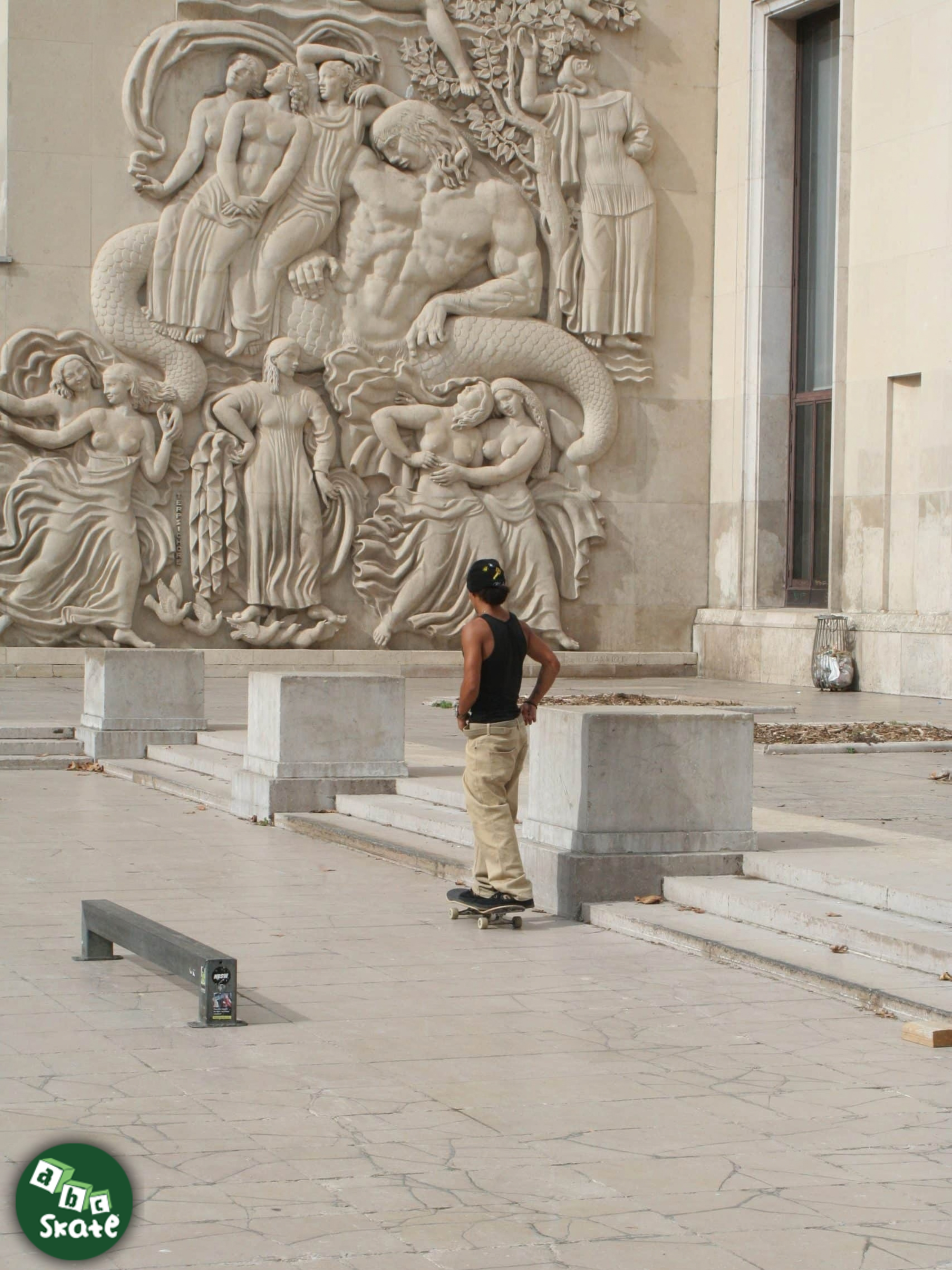 Le spot de skate du Palais de Tokyo à Paris : le mythique "Dôme"